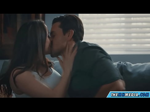 ❤️ Gnéas rómánsúil le mamaí busty maith ️❌  Físeán gnéis  linn ❌️❤